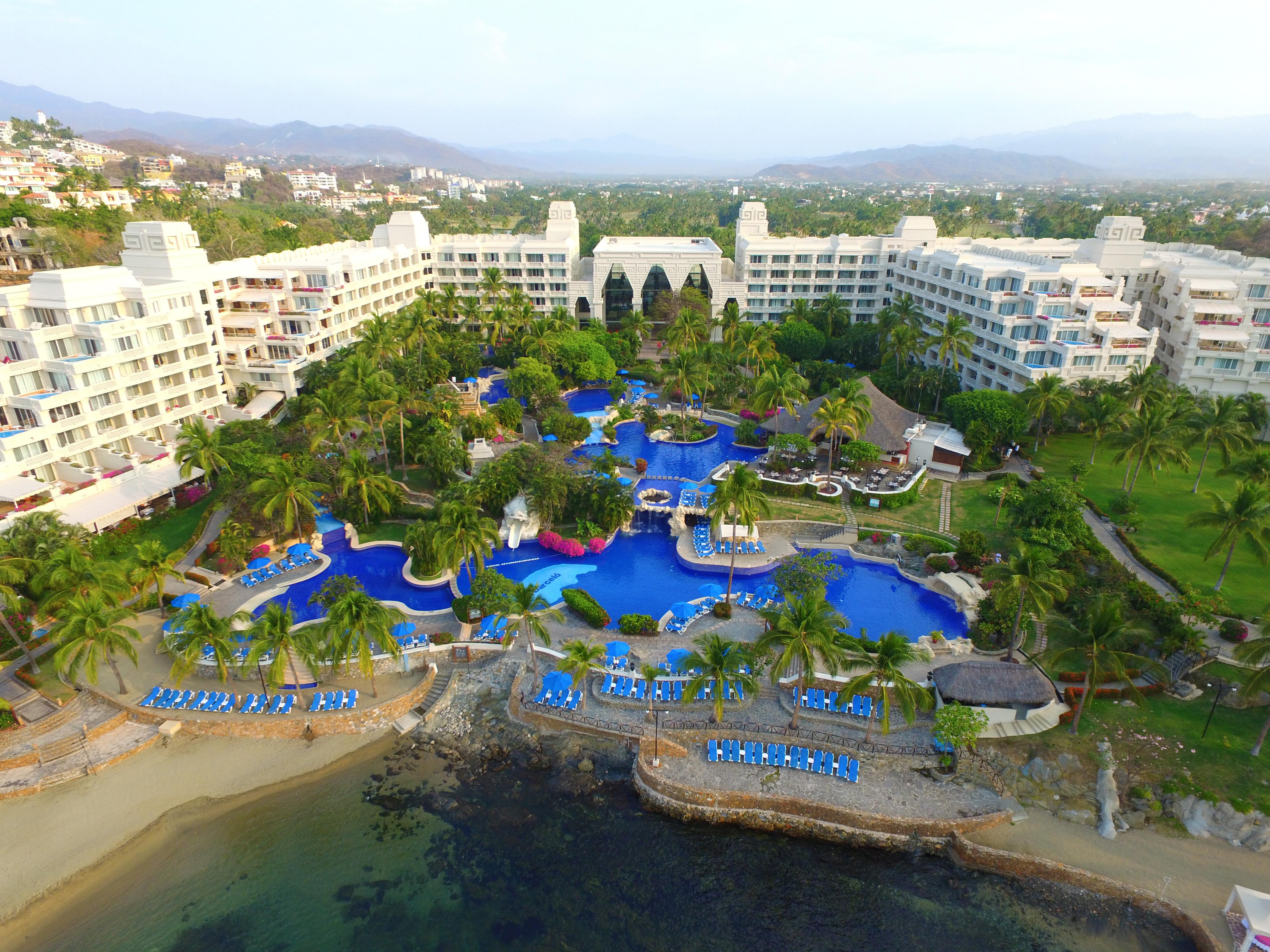 Barcelo Karmina Hotel Manzanillo Exterior photo