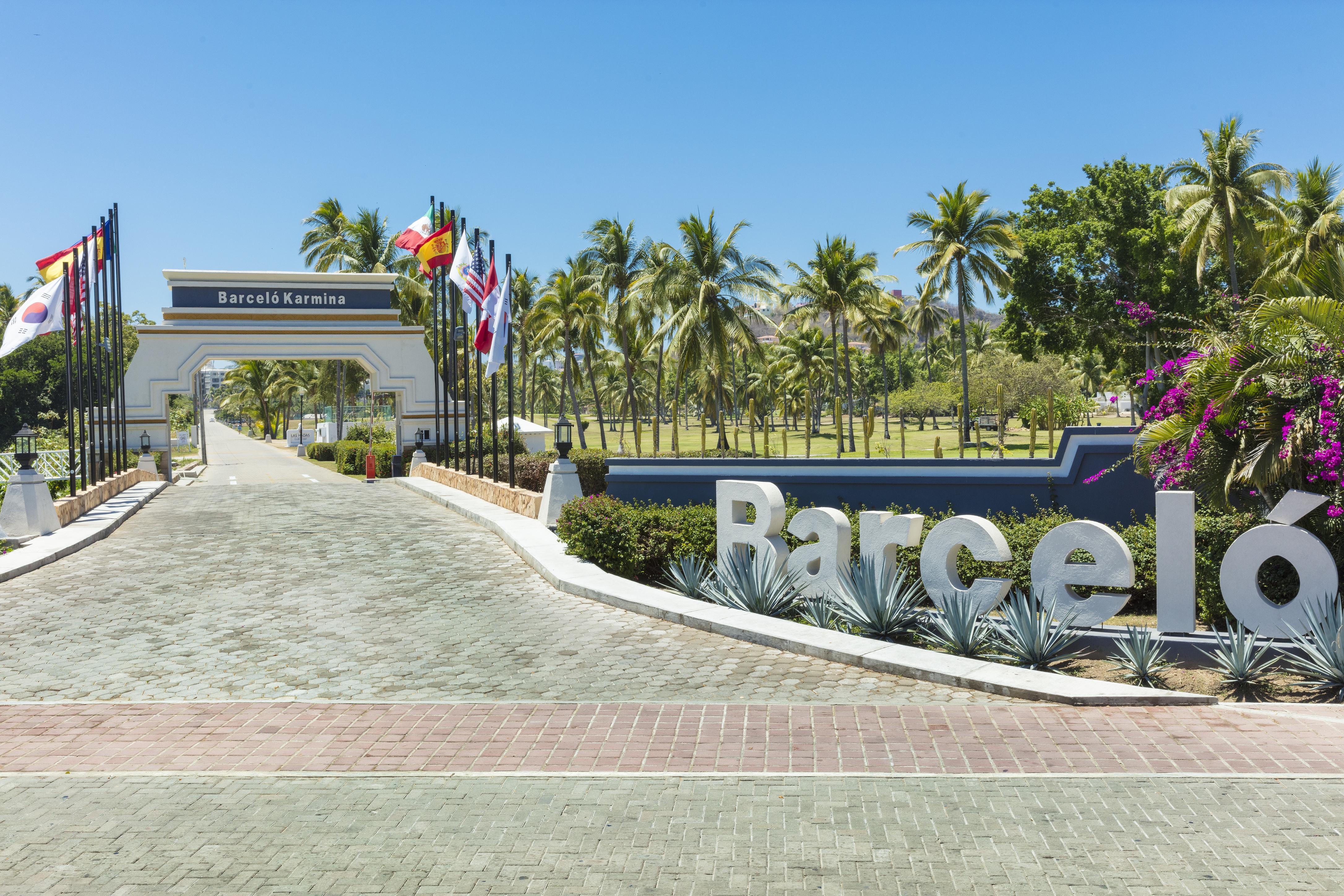 Barcelo Karmina Hotel Manzanillo Exterior photo