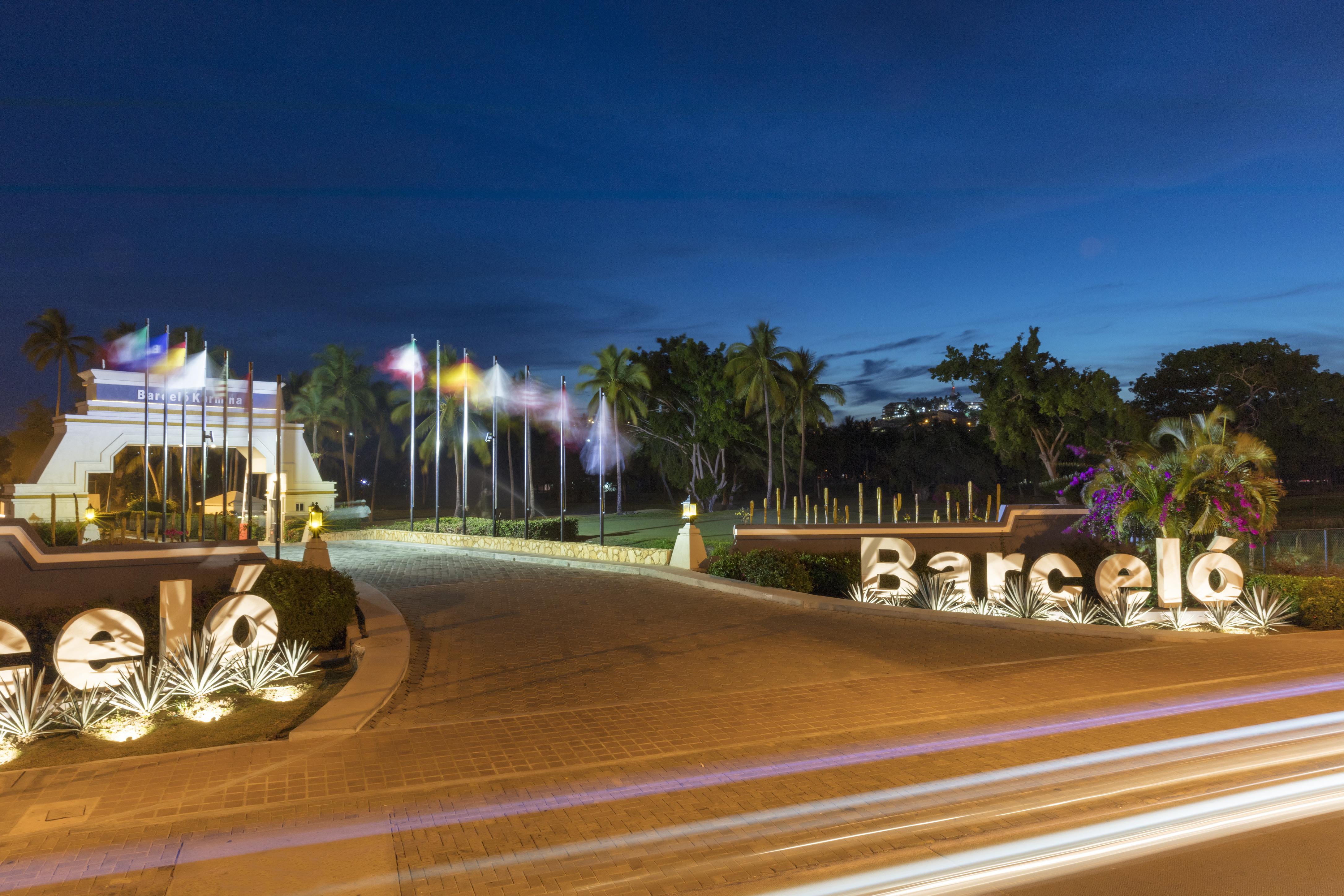 Barcelo Karmina Hotel Manzanillo Exterior photo